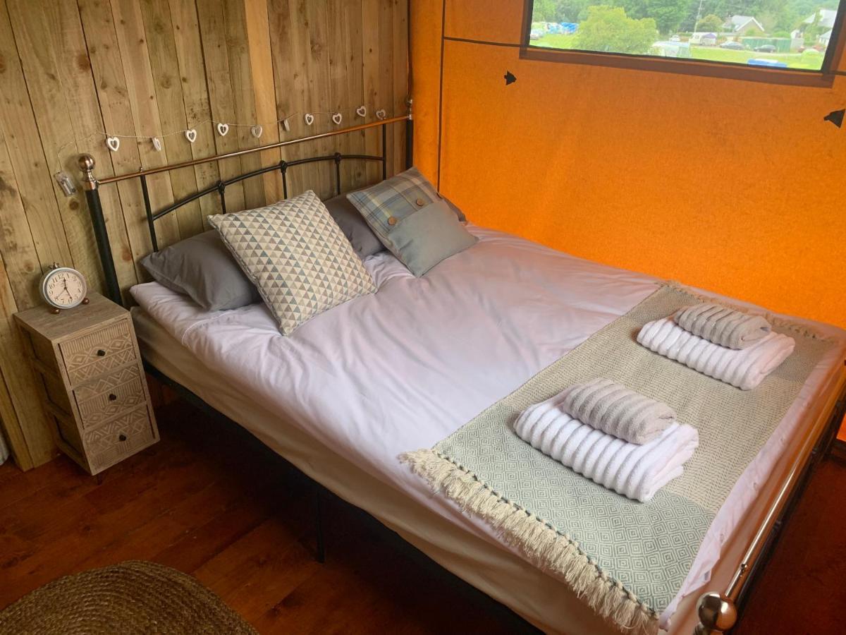 Mountain View Safari Tent With Hot Tub In The Heart Of Snowdonia Dolgellau Exterior foto