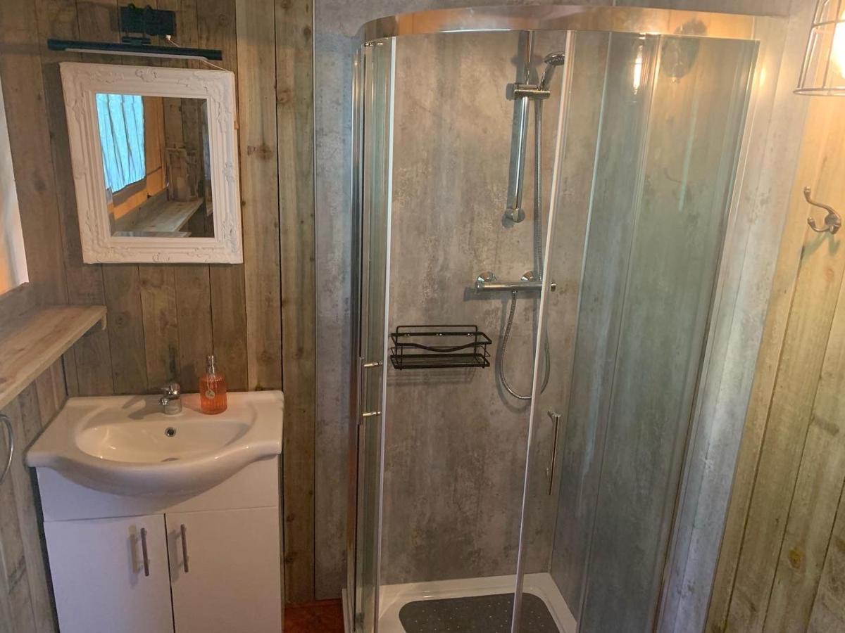 Mountain View Safari Tent With Hot Tub In The Heart Of Snowdonia Dolgellau Exterior foto